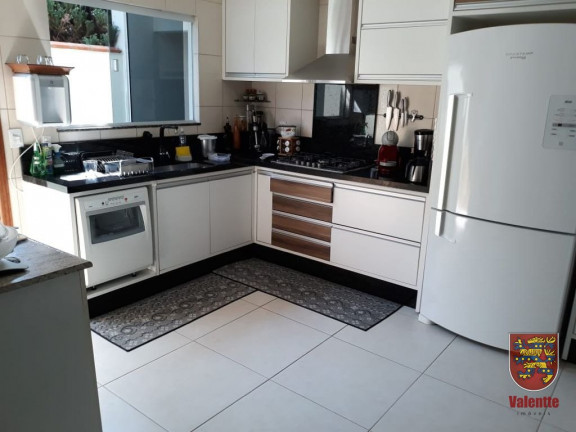 Imagem Casa com 5 Quartos à Venda, 578 m² em Coloninha - Florianópolis