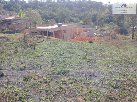 Imagem Terreno à Venda, 300 m² em Paraiso Imagem Terreno à Venda, 300 m² em Paraiso