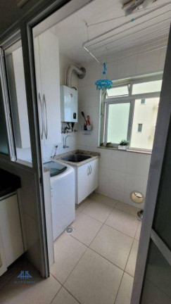 Imagem Apartamento com 3 Quartos à Venda, 126 m² em Agronômica - Florianópolis Imagem Apartamento com 3 Quartos à Venda, 126 m² em Agronômica - Florianópolis