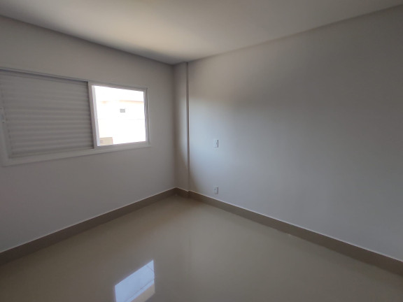 Imagem Imóvel com
3 Quartos à Venda, 131 m² em
Sitios Santa Luzia -
Aparecida De Goiania Imagem Imóvel com
3 Quartos à Venda, 131 m² em
Sitios Santa Luzia -
Aparecida De Goiania