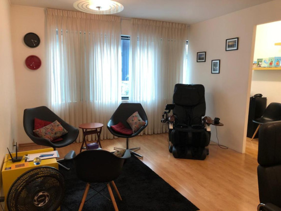 Sala Comercial à Venda, 28 m² em Moema - São Paulo