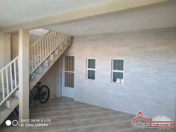 Imagem Casa com 3 Quartos à Venda, 200 m² em Cidade Salvador - Jacareí Imagem Casa com 3 Quartos à Venda, 200 m² em Cidade Salvador - Jacareí