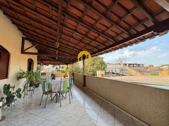 Imagem Casa com 3 Quartos para Alugar, em Brasília - Sarzedo Imagem Casa com 3 Quartos para Alugar, em Brasília - Sarzedo