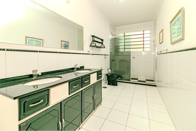 Imagem Casa com 4 Quartos à Venda, 352 m² em Jardim São Pedro - Porto Alegre Imagem Casa com 4 Quartos à Venda, 352 m² em Jardim São Pedro - Porto Alegre