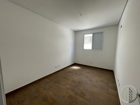 Imagem Casa com 4 Quartos à Venda, 247 m² em Aparecida - Santos
