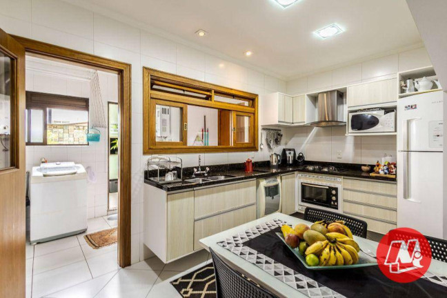 Imagem Apartamento com 3 Quartos à Venda, 201 m² em Vila Ipiranga - Porto Alegre