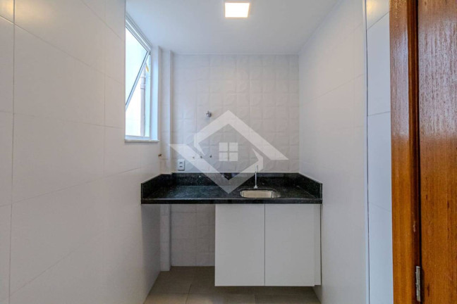 Imagem Apartamento com 3 Quartos à Venda, 135 m² em Copacabana - Rio De Janeiro