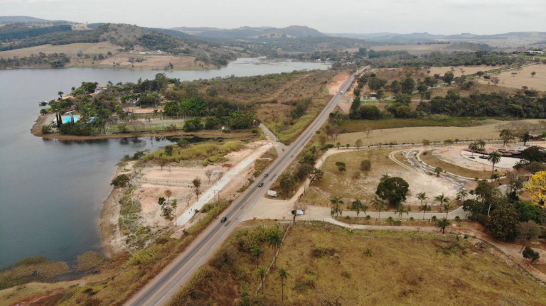 Imagem Terreno à Venda, 1.950 m² em Barragem Benfica - Itaúna Imagem Terreno à Venda, 1.950 m² em Barragem Benfica - Itaúna