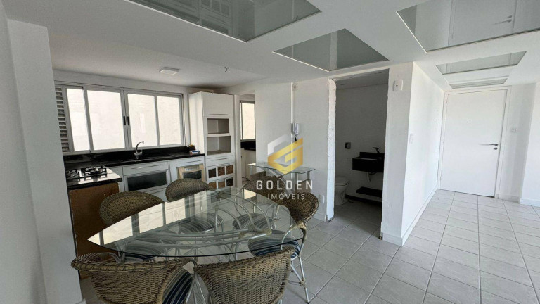 Imagem Apartamento com 3 Quartos à Venda, 155 m² em Pioneiros - Balneário Camboriú