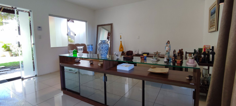 Imagem Casa com 5 Quartos à Venda, 218 m² em Estrada Do Coco  - Lauro De Freitas