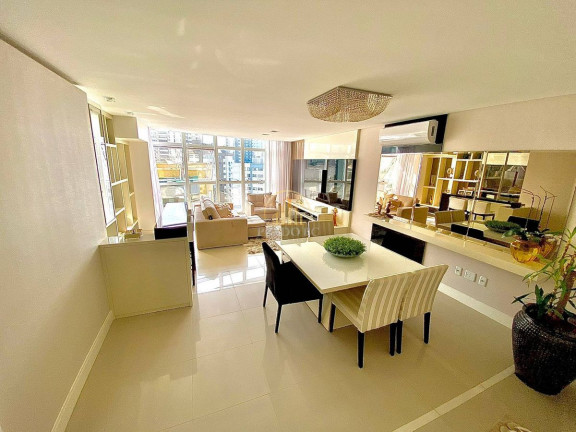 Imagem Apartamento com 3 Quartos à Venda, 132 m² em Centro - Balneário Camboriú Imagem Apartamento com 3 Quartos à Venda, 132 m² em Centro - Balneário Camboriú