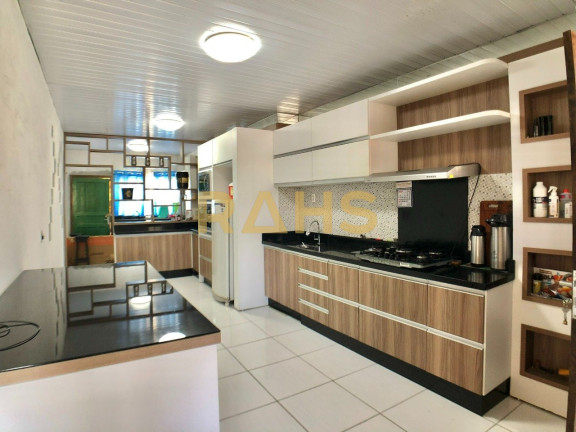 Imagem Casa com 2 Quartos à Venda, 221 m² em Itaum - Joinville Imagem Casa com 2 Quartos à Venda, 221 m² em Itaum - Joinville