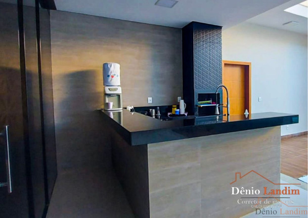 Imagem Casa com 3 Quartos à Venda, 240 m² em Morada Da Serra - Montes Claros