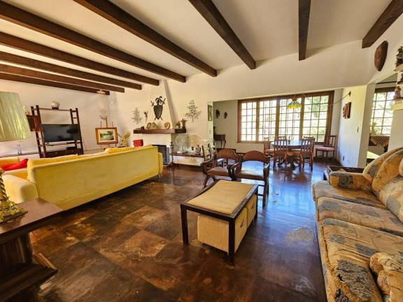 Imagem Casa com 6 Quartos à Venda, 378 m² em Albuquerque - Teresópolis Imagem Casa com 6 Quartos à Venda, 378 m² em Albuquerque - Teresópolis