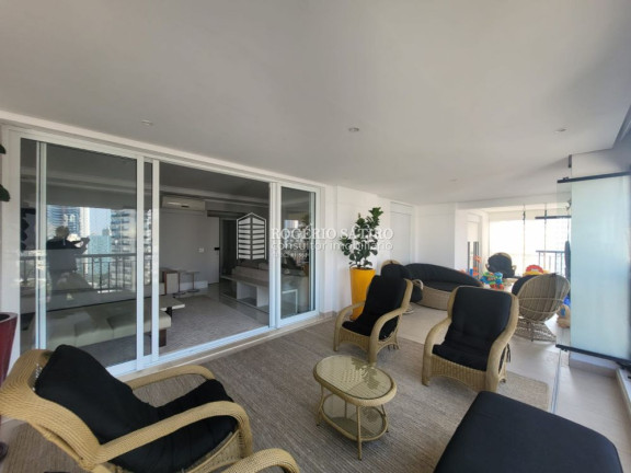 Imagem Apartamento com 3 Quartos para Alugar, 250 m² em Vila Mariana - São Paulo