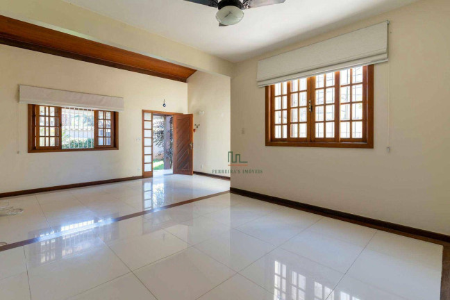 Imagem Casa com 3 Quartos à Venda, 405 m² em Itaipu - Niterói