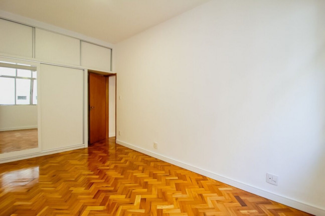 Imagem Imóvel com 2 Quartos à Venda, 75 m² em Botafogo - Rio De Janeiro Imagem Imóvel com 2 Quartos à Venda, 75 m² em Botafogo - Rio De Janeiro