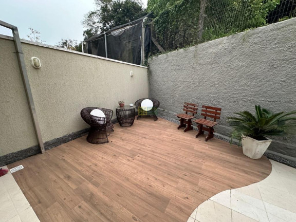 Imagem Casa com 4 Quartos à Venda, 180 m² em Centro - Porto Belo Imagem Casa com 4 Quartos à Venda, 180 m² em Centro - Porto Belo