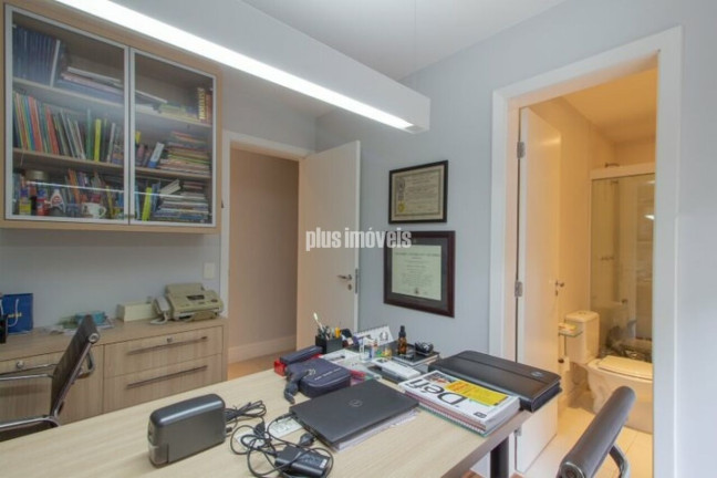 Imagem Apartamento com 4 Quartos à Venda, 323 m² em Jardim Guedala - São Paulo Imagem Apartamento com 4 Quartos à Venda, 323 m² em Jardim Guedala - São Paulo