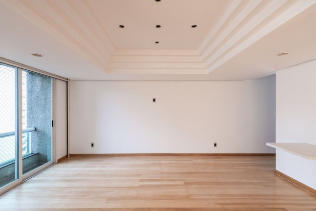 Imagem Imóvel com 3 Quartos à Venda, 629 m² em Jardim Paulista - São Paulo Imagem Imóvel com 3 Quartos à Venda, 629 m² em Jardim Paulista - São Paulo