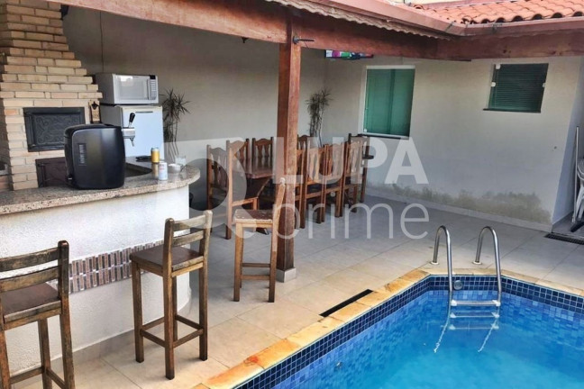 Imagem Casa com 3 Quartos à Venda, 210 m² em Tremembé - São Paulo Imagem Casa com 3 Quartos à Venda, 210 m² em Tremembé - São Paulo