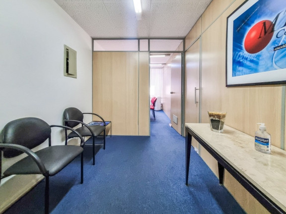 Sala Comercial à Venda, 82 m² em Itaim Bibi - São Paulo