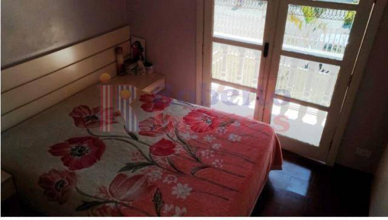 Foto do imóvel Casa com 3 Quartos à Venda, 500 m² em Novo Mundo - Curitiba