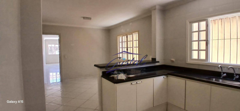 Imagem Casa com 3 Quartos para Alugar, 130 m² em Jardim Ester - São Paulo Imagem Casa com 3 Quartos para Alugar, 130 m² em Jardim Ester - São Paulo
