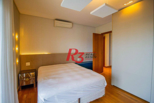Imagem Imóvel com 4 Quartos à Venda, 240 m² em Embaré - Santos
