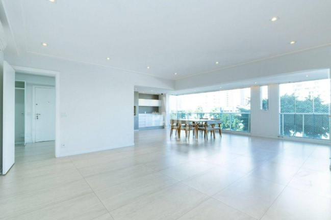 Imagem Apartamento com 3 Quartos à Venda, 235 m² em Vila Nova Conceição - São Paulo Imagem Apartamento com 3 Quartos à Venda, 235 m² em Vila Nova Conceição - São Paulo