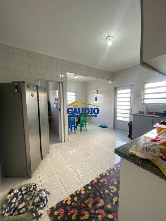 Imagem Casa com 3 Quartos à Venda, 271 m² em Campo Limpo - São Paulo