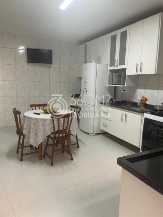 Imagem Casa com 3 Quartos à Venda, 263 m² em Jardim Rina - Santo André Imagem Casa com 3 Quartos à Venda, 263 m² em Jardim Rina - Santo André