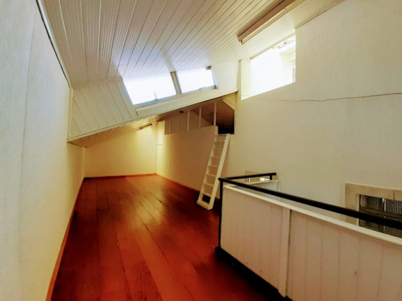 Imagem Casa com 3 Quartos à Venda, 245 m² em Jardim Sabará - Porto Alegre Imagem Casa com 3 Quartos à Venda, 245 m² em Jardim Sabará - Porto Alegre