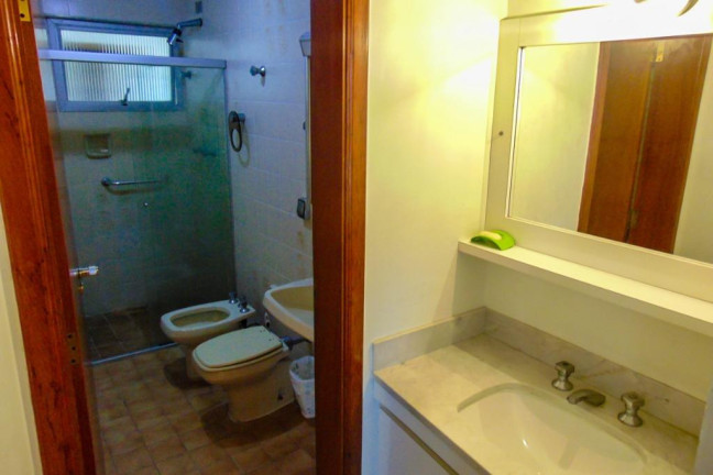 Imagem Apartamento com 3 Quartos à Venda ou Locação, 160 m² em Pitangueiras - Guarujá Imagem Apartamento com 3 Quartos à Venda ou Locação, 160 m² em Pitangueiras - Guarujá
