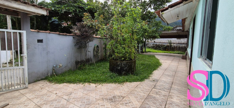 Imagem Casa com 2 Quartos à Venda, 105 m² em Sertão Da Quina - Ubatuba Imagem Casa com 2 Quartos à Venda, 105 m² em Sertão Da Quina - Ubatuba