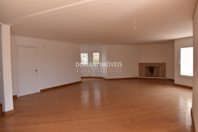 Imagem Casa com 4 Quartos à Venda, 322 m² em Região Do Alto Do Capivari - Campos Do Jordão Imagem Casa com 4 Quartos à Venda, 322 m² em Região Do Alto Do Capivari - Campos Do Jordão
