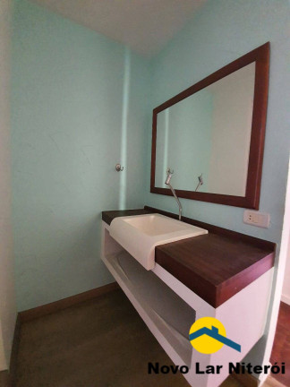 Imagem Casa com 4 Quartos à Venda, 180 m² em São Francisco - Niterói Imagem Casa com 4 Quartos à Venda, 180 m² em São Francisco - Niterói