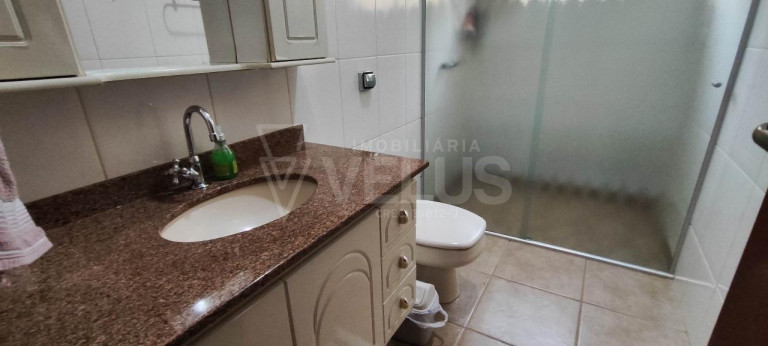 Imagem Casa com 2 Quartos à Venda, 252 m² em Vila Barth - Itapetininga Imagem Casa com 2 Quartos à Venda, 252 m² em Vila Barth - Itapetininga
