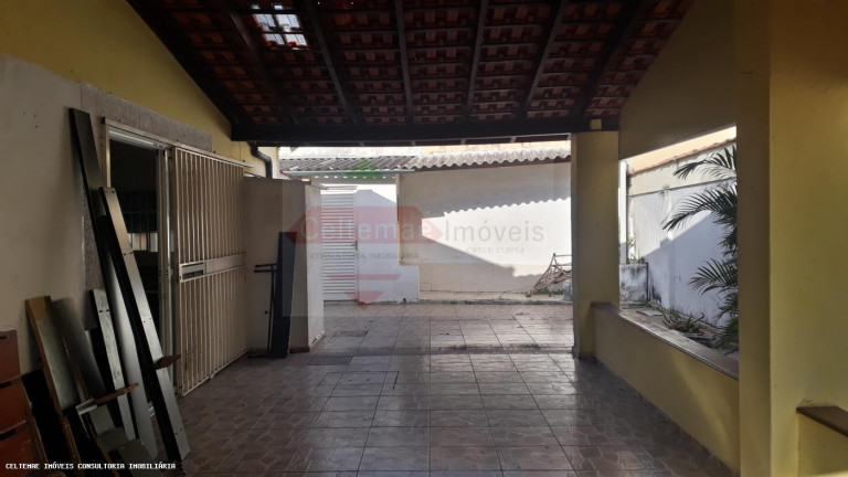 Imagem Casa com 5 Quartos à Venda, 200 m² em Jardim Humaita - Taubaté