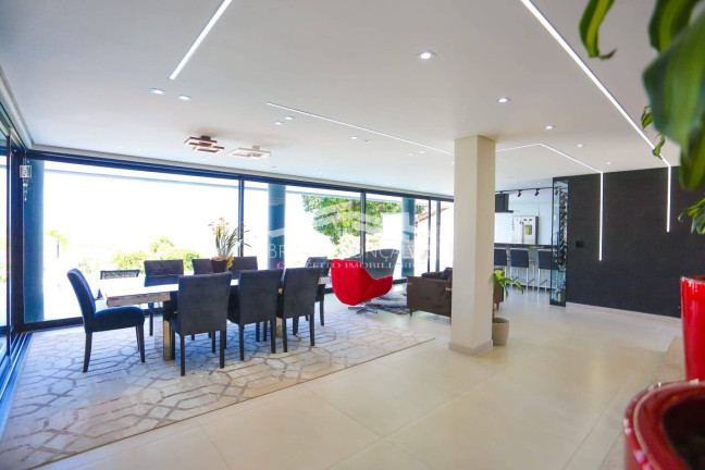 Imagem Casa com 4 Quartos à Venda, 391 m² em Porto Seguro Imagem Casa com 4 Quartos à Venda, 391 m² em Porto Seguro