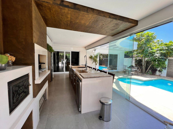 Imagem Casa com 4 Quartos para Temporada, 436 m² em Campeche - Florianópolis Imagem Casa com 4 Quartos para Temporada, 436 m² em Campeche - Florianópolis