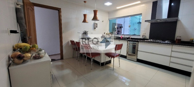 Imagem Casa com 4 Quartos à Venda, 175 m² em Vila Monumento - São Paulo