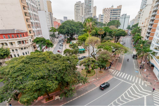 Imagem Imóvel com 3 Quartos à Venda, em República - São Paulo Imagem Imóvel com 3 Quartos à Venda, em República - São Paulo