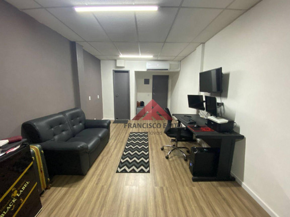 Imagem Sala Comercial à Venda ou Locação, 50 m² em Centro - Niterói Imagem Sala Comercial à Venda ou Locação, 50 m² em Centro - Niterói