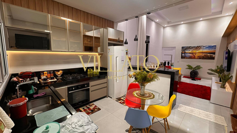 Imagem Casa com 3 Quartos à Venda, 165 m² em Jardim Fonte Nova - Goiânia Imagem Casa com 3 Quartos à Venda, 165 m² em Jardim Fonte Nova - Goiânia