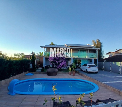 Imagem Casa com 3 Quartos à Venda, 360 m² em Pinheiros - Balneário Barra Do Sul