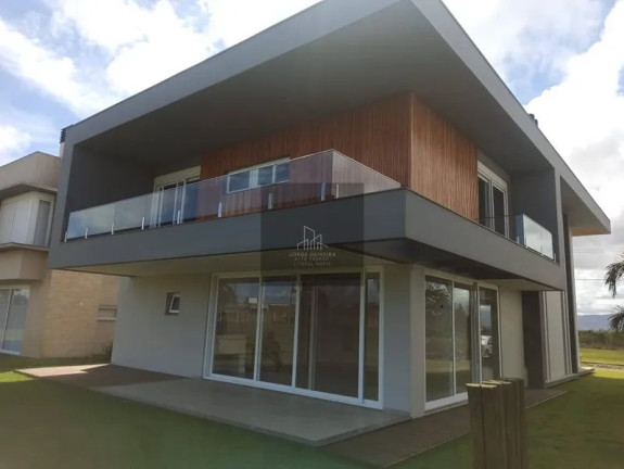 Imagem Apartamento com 6 Quartos à Venda, em Parque Antártica - Capão Da Canoa Imagem Apartamento com 6 Quartos à Venda, em Parque Antártica - Capão Da Canoa