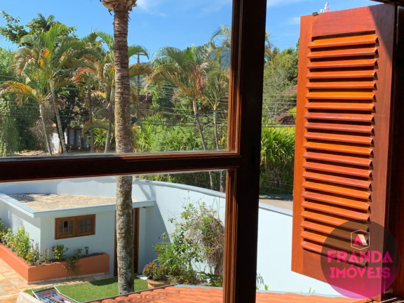Casa com 4 Quartos à Venda, 425 m² em Itaguá - Ubatuba