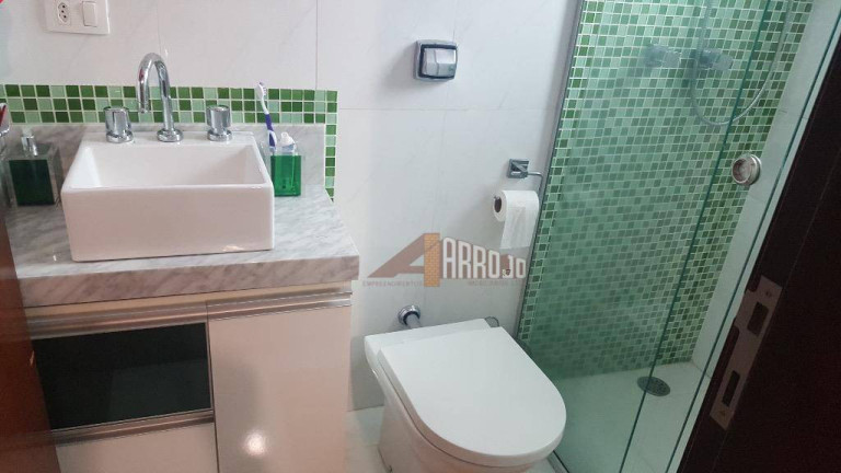 Imagem Sobrado com 3 Quartos à Venda, 370 m² em Vila Marieta - São Paulo Imagem Sobrado com 3 Quartos à Venda, 370 m² em Vila Marieta - São Paulo