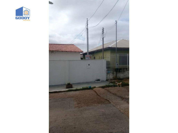 Imagem Sobrado com 5 Quartos à Venda, 240 m² em Araés - Cuiabá